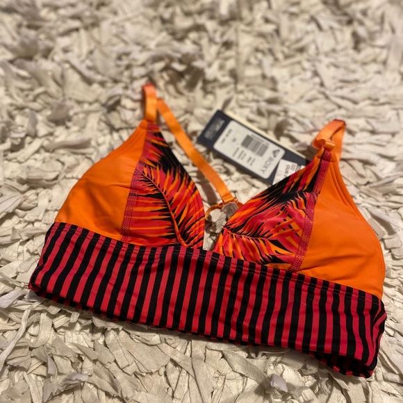 Bathing suit top - Picture 2 of 6